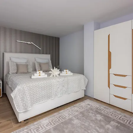 Apartamento Extravagantes Mit Whirlpool, Lounge-bereich, Grill, Waschmaschine *