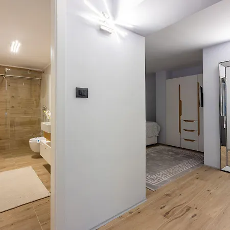 Extravagantes Mit Whirlpool, Lounge-bereich, Grill, Waschmaschine Crikvenica