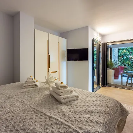 Apartamento Extravagantes Mit Whirlpool, Lounge-bereich, Grill, Waschmaschine *