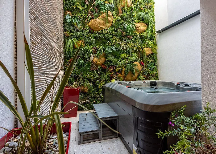 Extravagantes Mit Whirlpool, Lounge-bereich, Grill, Waschmaschine Apartment *