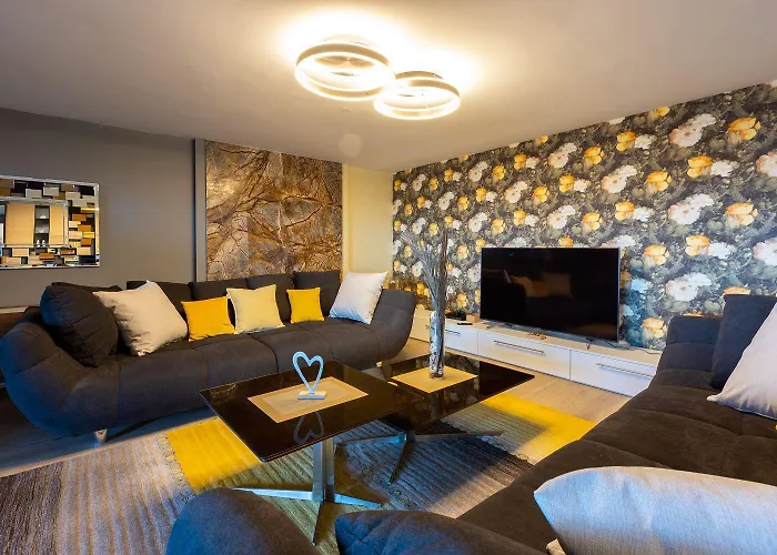 Extravagantes Mit Whirlpool, Lounge-bereich, Grill, Waschmaschine * Crikvenica