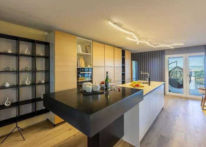 Apartment Extravagantes Mit Whirlpool, Lounge-bereich, Grill, Waschmaschine *