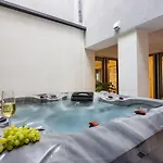 Extravagantes Mit Whirlpool, Lounge-bereich, Grill, Waschmaschine Crikvenica