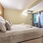 Extravagantes Mit Whirlpool, Lounge-bereich, Grill, Waschmaschine Crikvenica